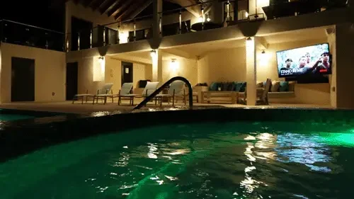 Dive-in movie in the hot tub and swimming pool
